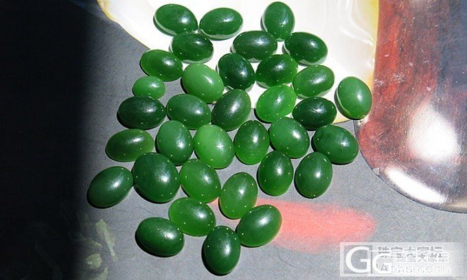 俄碧粉青无结构怀古,冰底菠菜绿竹节,阳绿菠菜绿蛋面一堆_传统玉石