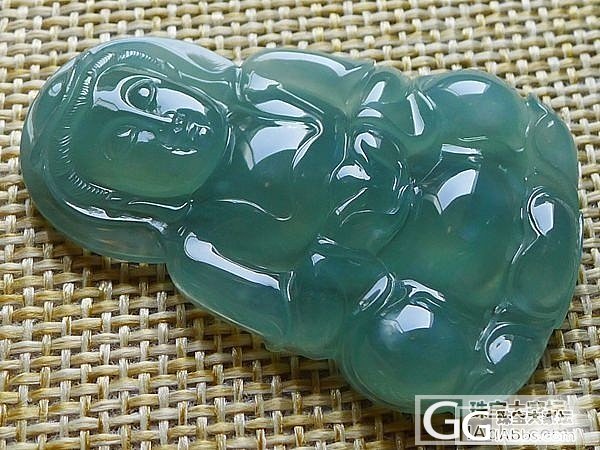 润生翡翠近期新货,欢迎选购,微信号rszb338_翡翠