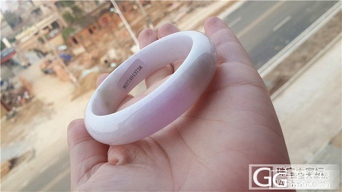 一个有纹的57内径的镯子 有要的没 白菜价_翡翠