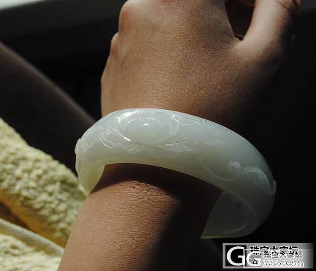 找到个一级白无结构超脂润的油膏籽镯不容易啊_手镯和田玉