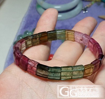 碧玺吊坠、多宝手链、小马牌套链……出了换米还卡帐_珠宝