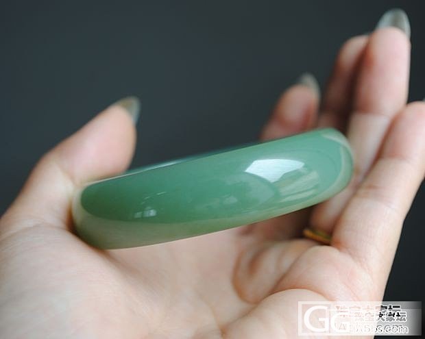 细腻碧玉手镯59.5mm..._传统玉石