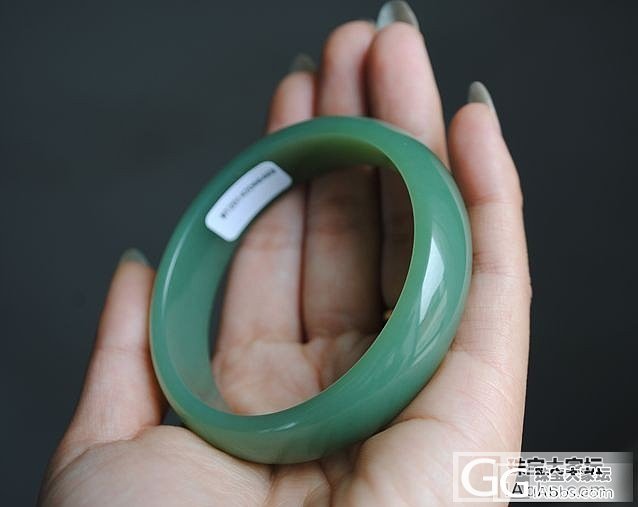 细腻碧玉手镯59.5mm..._传统玉石