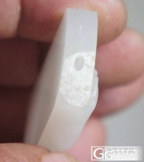 和田籽料连年有余小牌_牌子和田玉珠宝