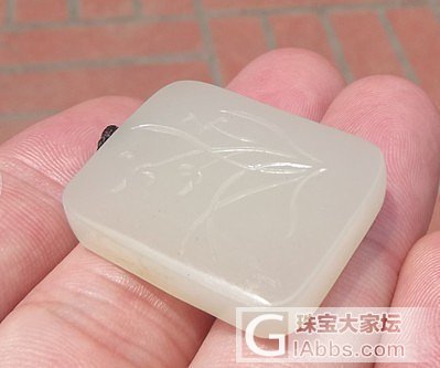 新疆和田玉籽料 兰花牌_传统玉石