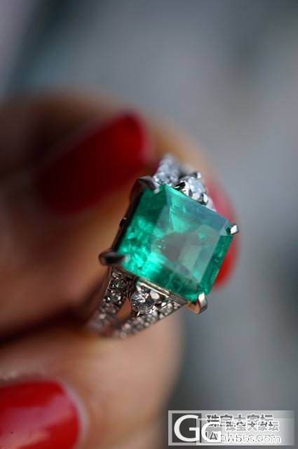 3.625克拉的祖母绿戒指，用微距镜头重新拍照了，再看看？_戒指祖母绿