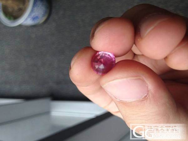 请大家看下这颗无烧粉蓝可以收不？_蓝宝石