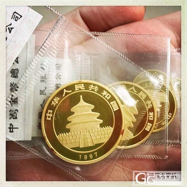 老爹的收藏品 行家给估估价_纪念币金