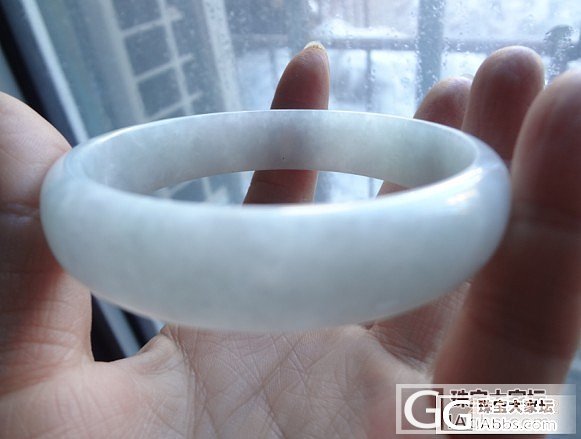 冰糯翡翠手斀便宜出_翡翠