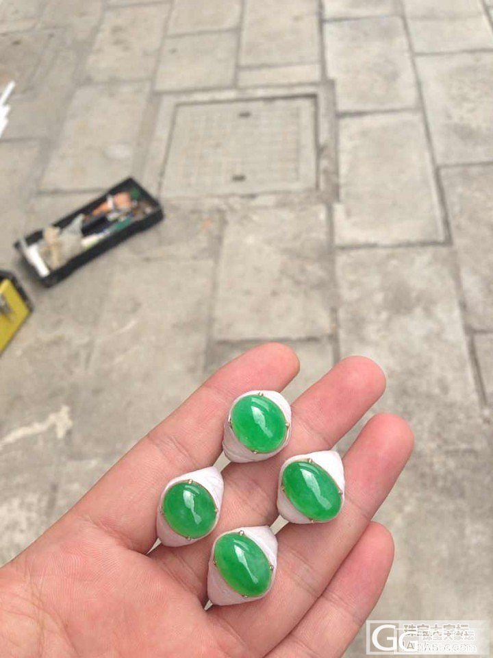 瑞丽高货_蛋面半成品翡翠
