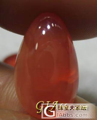 大家帮我看一下_蛋面红纹石