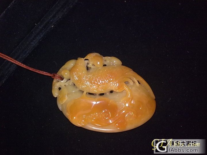 一个雕工不错的把玩_挂件玉石