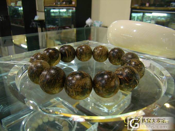 应同学们之邀，发点仙游产的假冒海黄珠子、沉香及红木工艺品～_文玩