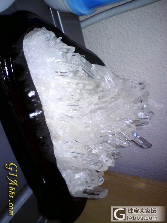 秀一下晶簇...._洞盆簇摆件水晶