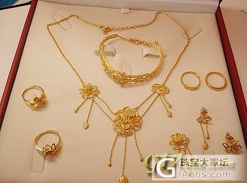 荷花，玉兰花全套上真人秀了_戒指手链手镯项链金