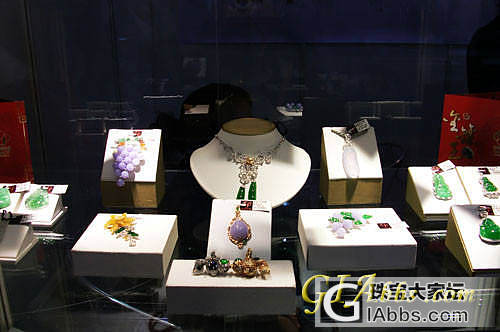 2010年上海珠宝展精美图片，大家一定要顶哦!_上海珠宝展会翡翠
