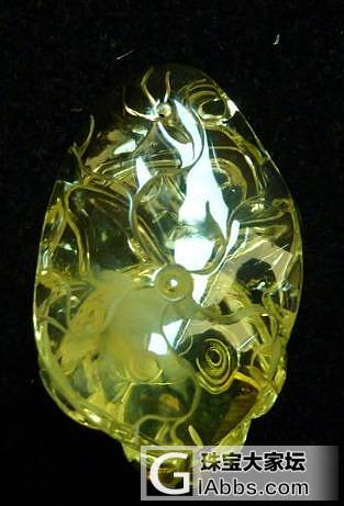 出一个15mm圆珠，五个蜜蜡雕件，牡丹，莲花，兔子，钱袋，自己的料子让师傅给雕刻的_有机宝石