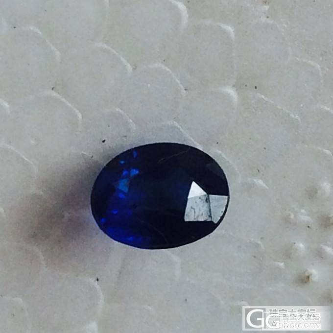 颜色有证书为证 斯里兰卡皇家蓝天然无加热 就是有点小0.67ct_蓝宝石