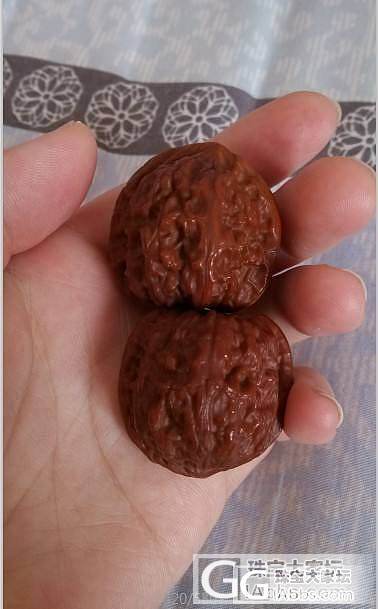 发两对盘了三年多的核桃大家看看_核桃