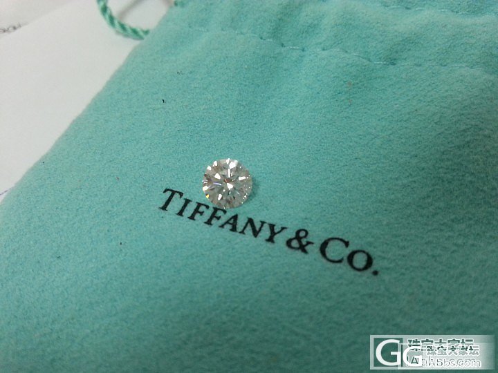 小家小户秀婚戒，Tiffany款克拉钻，请大师们来给指点_钻石