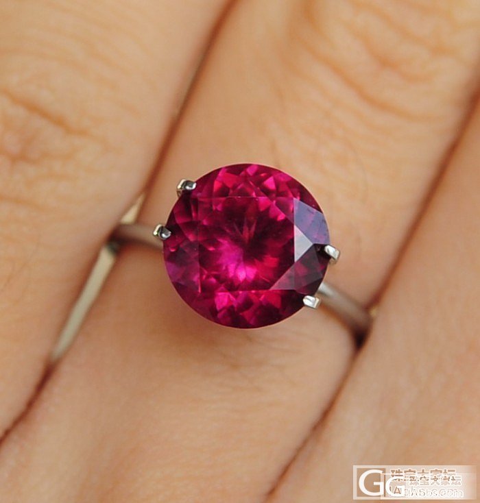 DSP的新切样品~完美圆形全反火切割的4.05ct紫（红）色VS宝石级镁铝榴石_莫桑石宝石