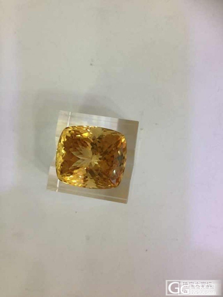 黄碧玺，34.2ct, 无瑕，满彩，（iphone 4相头）_刻面宝石碧玺