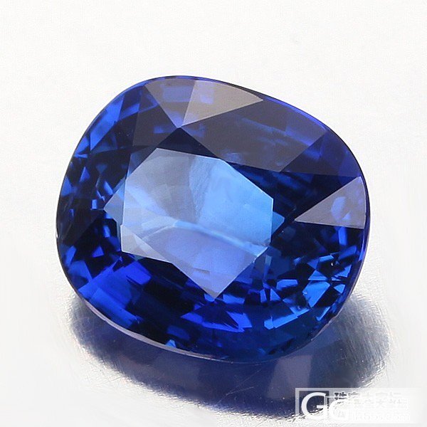 新手求估价，这颗3.70克拉斯里兰卡皇家蓝宝石值多少钱_蓝宝石