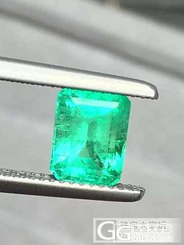 大神们来看看超级漂亮的祖母绿戒面1.92ct_祖母绿