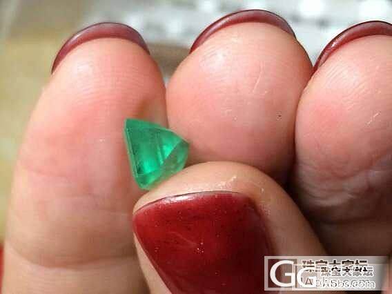这个颜色的祖母绿可以么？新人不懂求帮助_祖母绿名贵宝石