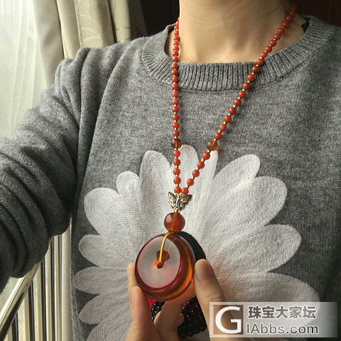 自己DIY的毛衣链_挂件琥珀Dudu翡翠