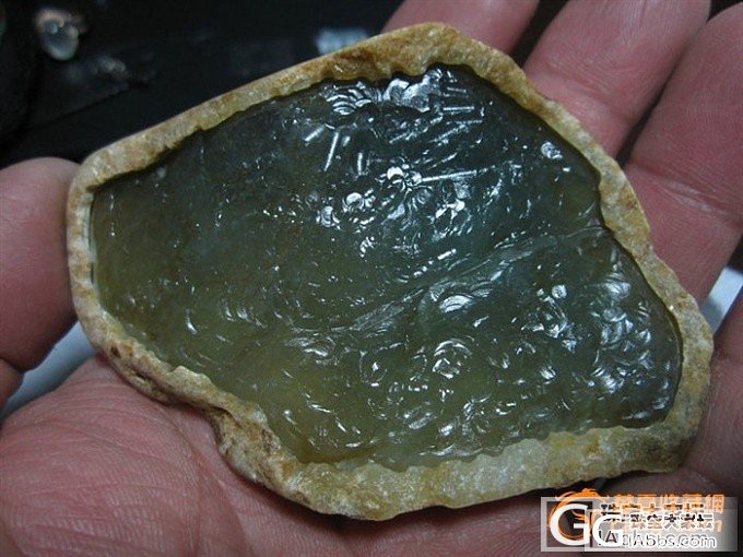 【转帖】卖翡翠赌石的鬼话“十不信”！_赌石翡翠