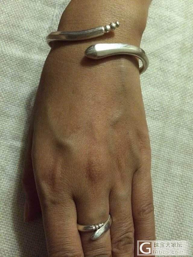 我新做的小猫戒指，盗版的啊，如果侵权请轻拍！_戒指打银