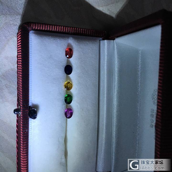 沙弗莱尖晶蓝宝金绿，凑条五彩手链吧，省酱油_刻面宝石沙弗莱金绿宝石蓝宝石尖晶石