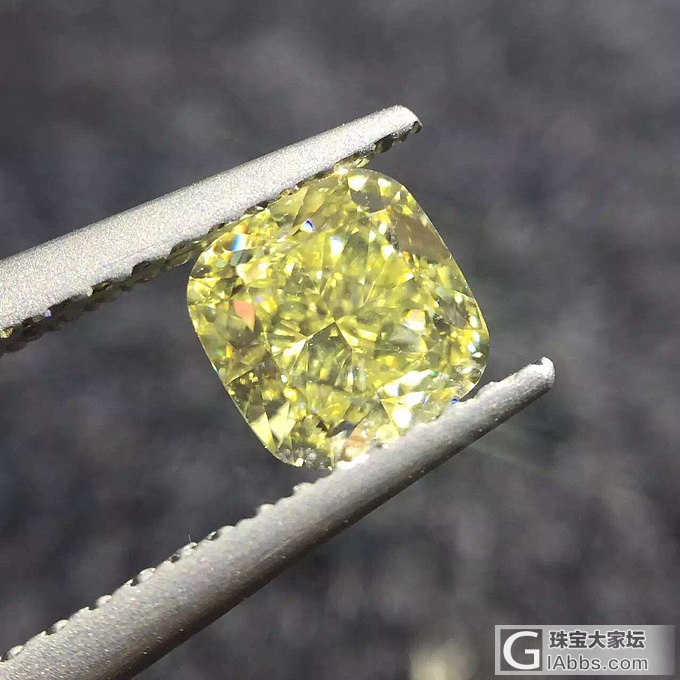 💎 1.01ct   Fancy Light Yellow VS2  EX VG..._刻面宝石彩钻