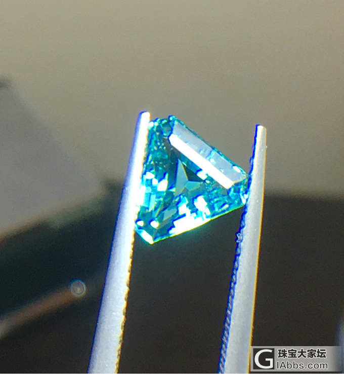 这颗碧玺好看吗？_碧玺