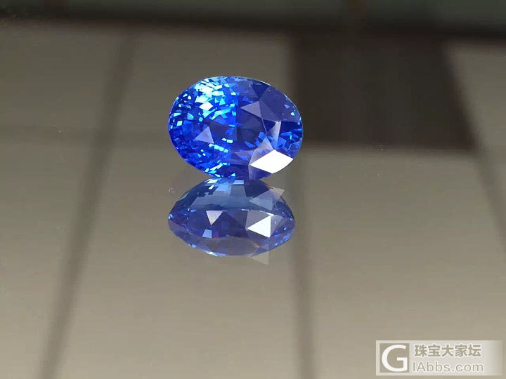 晒一颗蓝宝石给大家鉴赏一下～_蓝宝石