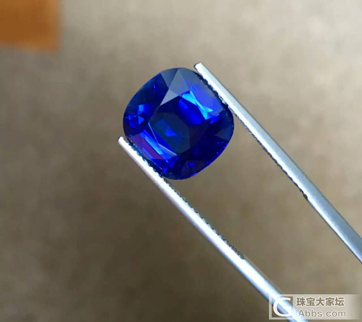 和大家聊聊收的这批8ct+的蓝宝石_蓝宝石