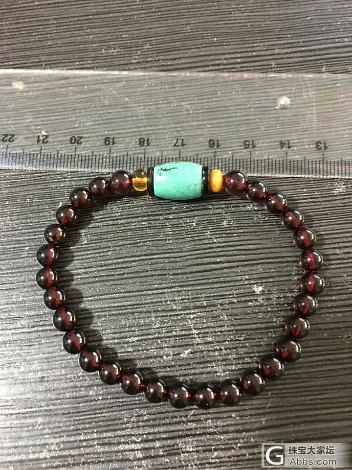 还卡债，出一条缅甸金棕手串和一条绿松配石榴石手串_珠串金珀石榴石
