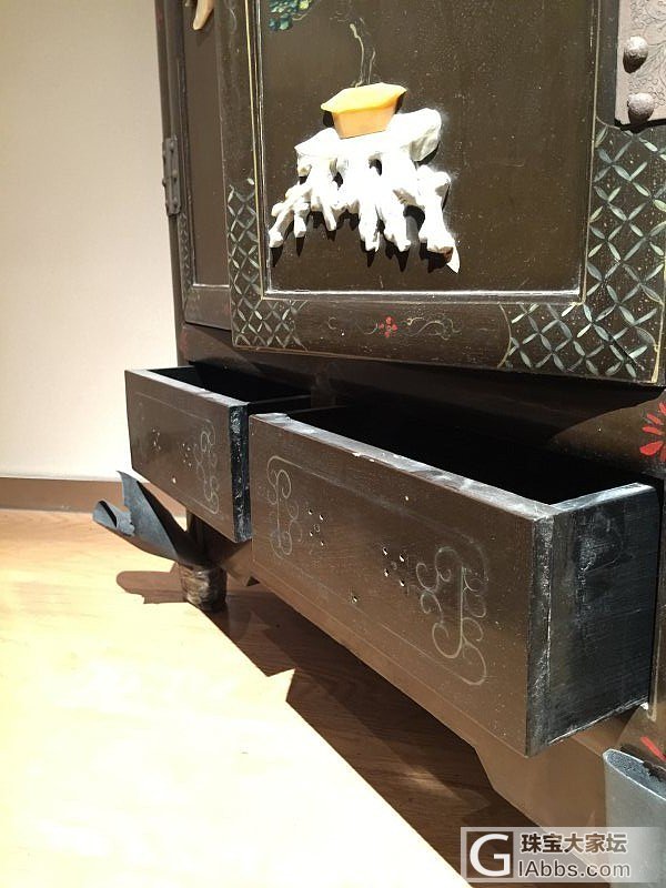 50年代脱胎漆器茶叶柜、柜门镶嵌寿山石、_设计