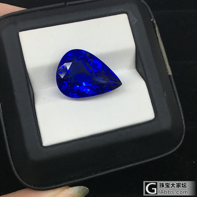 这枚坦桑觉得如何……_刻面宝石坦桑石