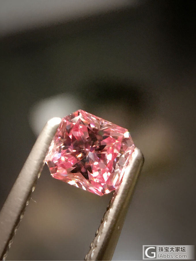 0.43ct Fancy intense pink_彩钻