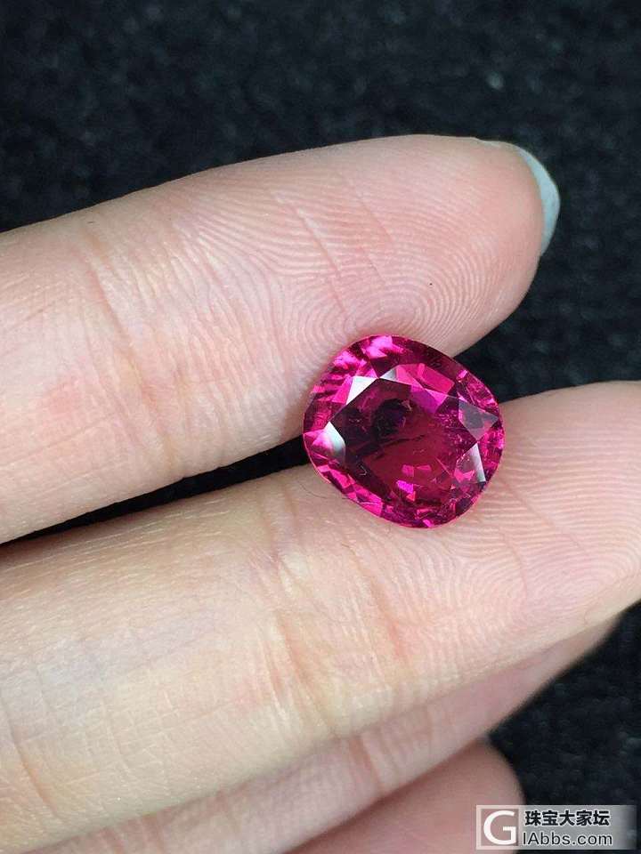 rubellite 红碧玺_刻面宝石碧玺