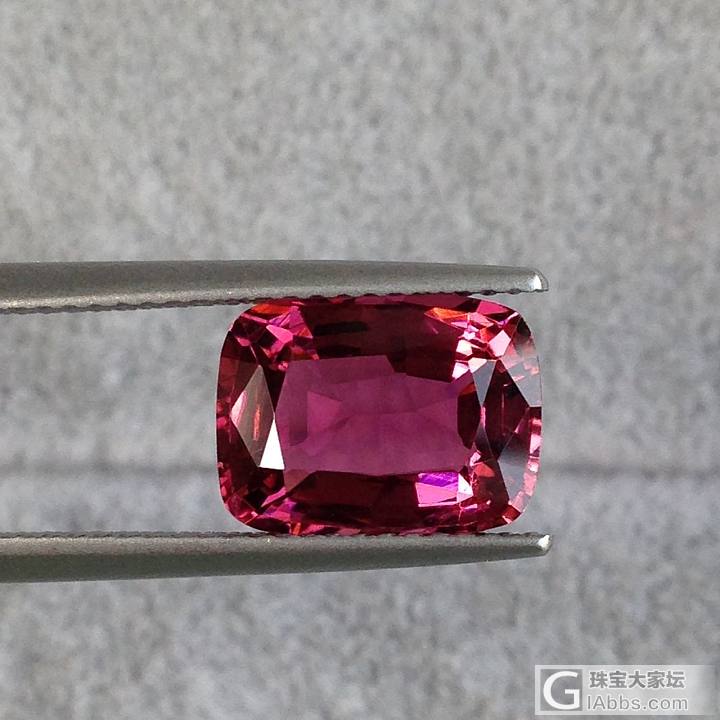 rubellite 红碧玺_刻面宝石碧玺