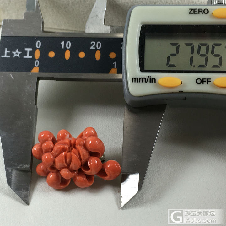 红珊瑚老momo胸针_胸饰珊瑚