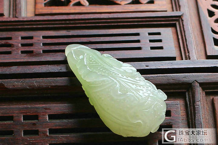 【荣毅】6月22上新：两件宜佩戴玉白菜挂件！_挂件青白玉