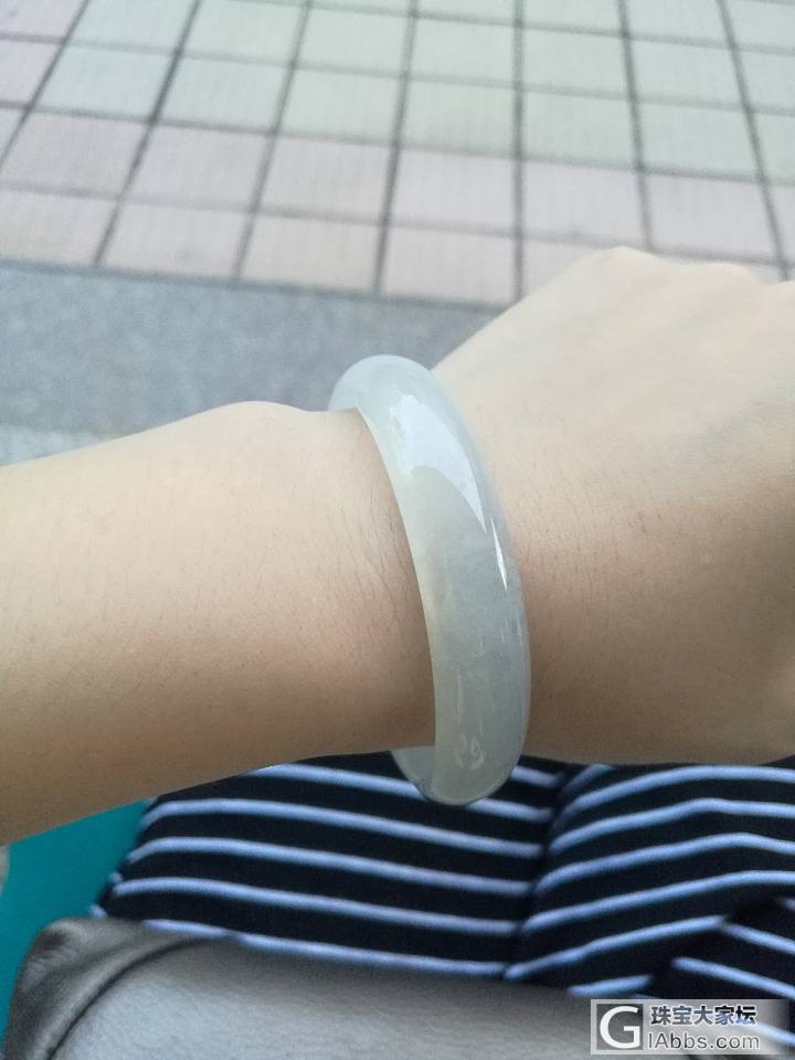 筹米，老种，高冰起莹光手镯_手镯翡翠