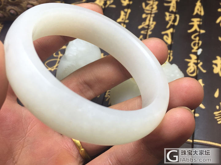 白白的三件套，_手镯花件白玉