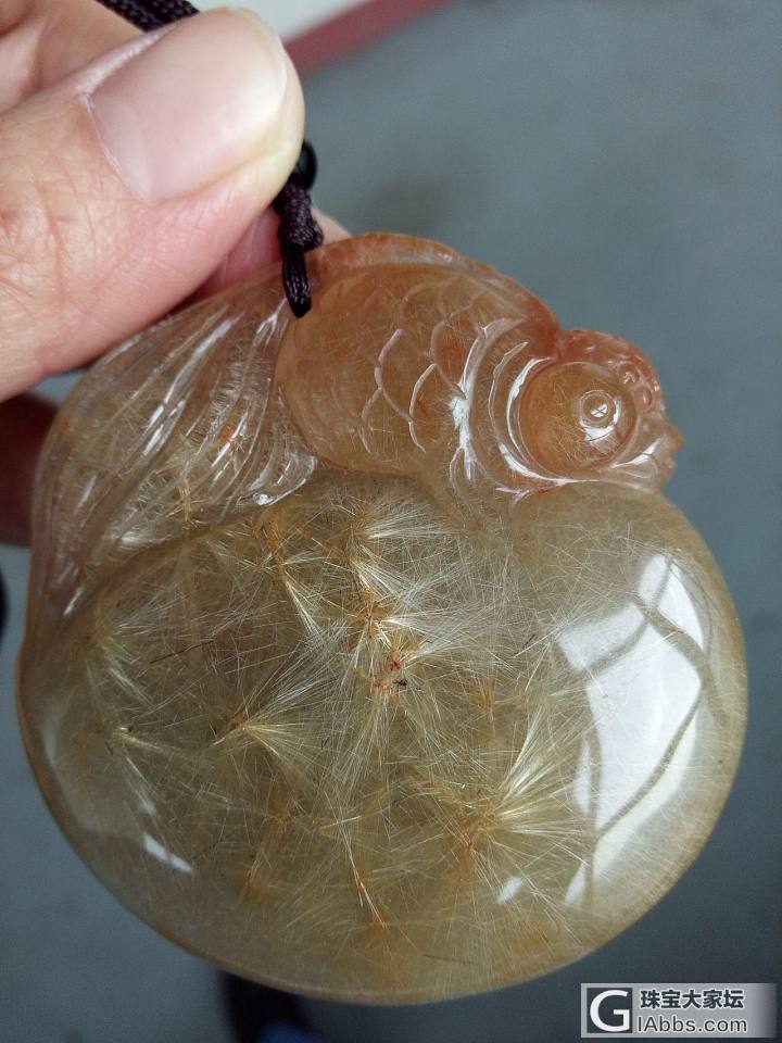 今天有坛里姐妹发来让我帮鉴定水晶玉石，有需要的发看看_水晶玉石