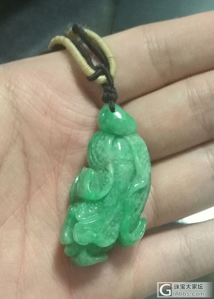 贱价出一些翡翠_翡翠