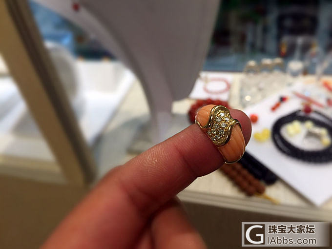 一个准BOKE得戒指  日本工镶嵌_珊瑚戒指